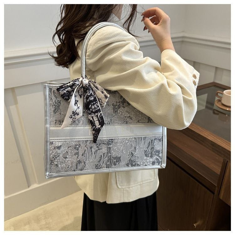 Embroidered Tote Bag for Women – Spacious Luxury Handheld Work & Daily Use Bag