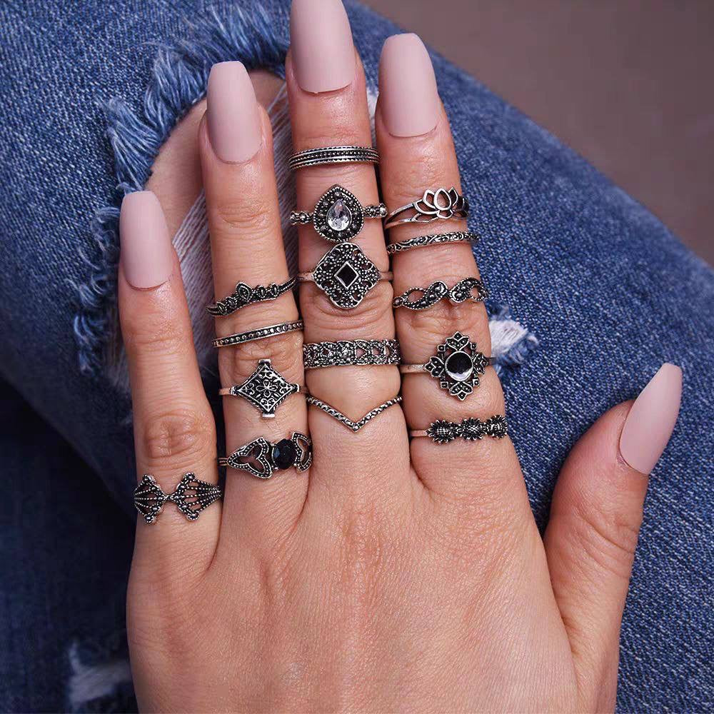 15 PCs Women’s Ring Set – Trendy Fashion Rings for Girls & Ladies