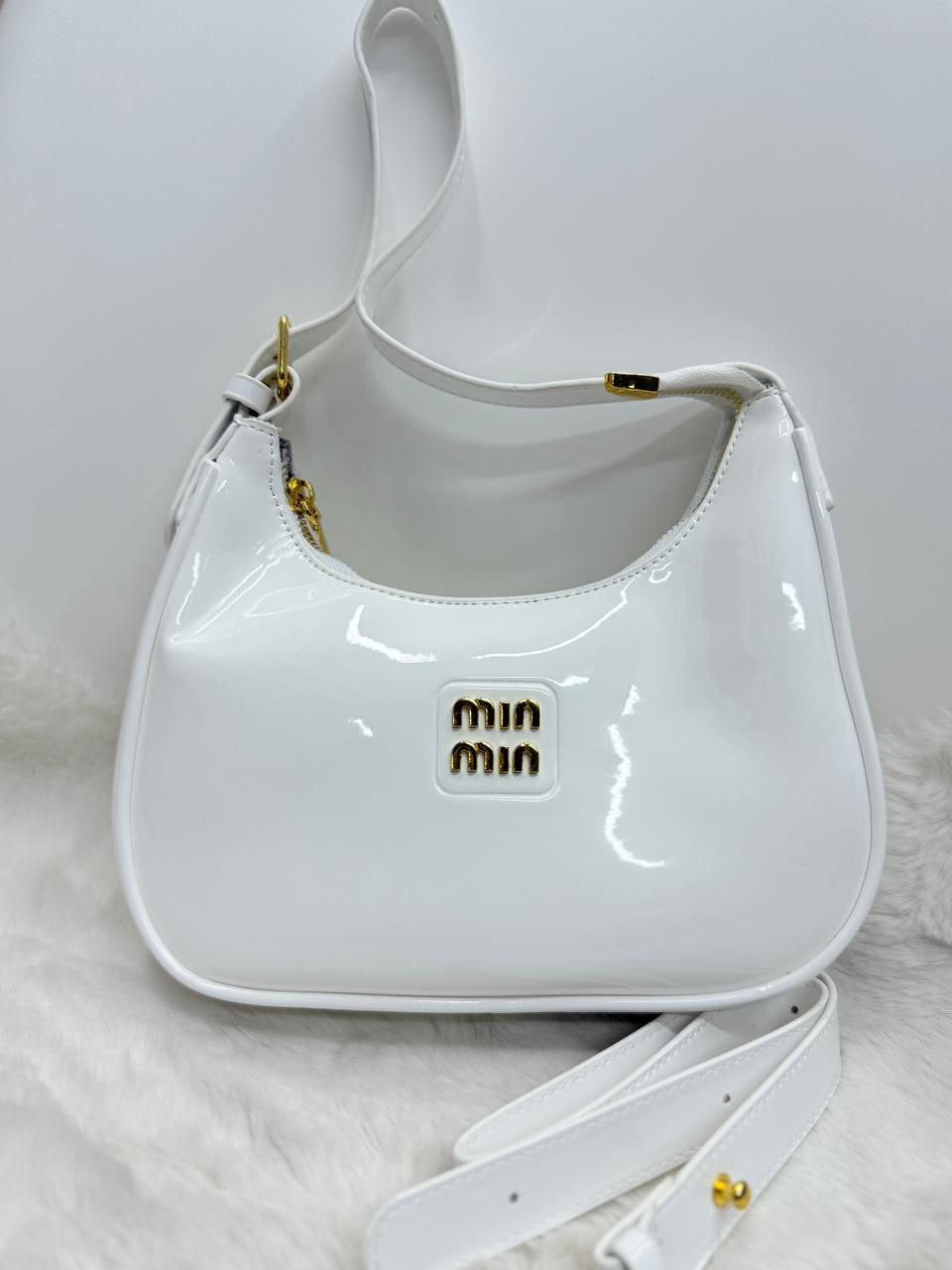 Trendy Mini Patent Leather Shoulder Bag – Chic & Stylish