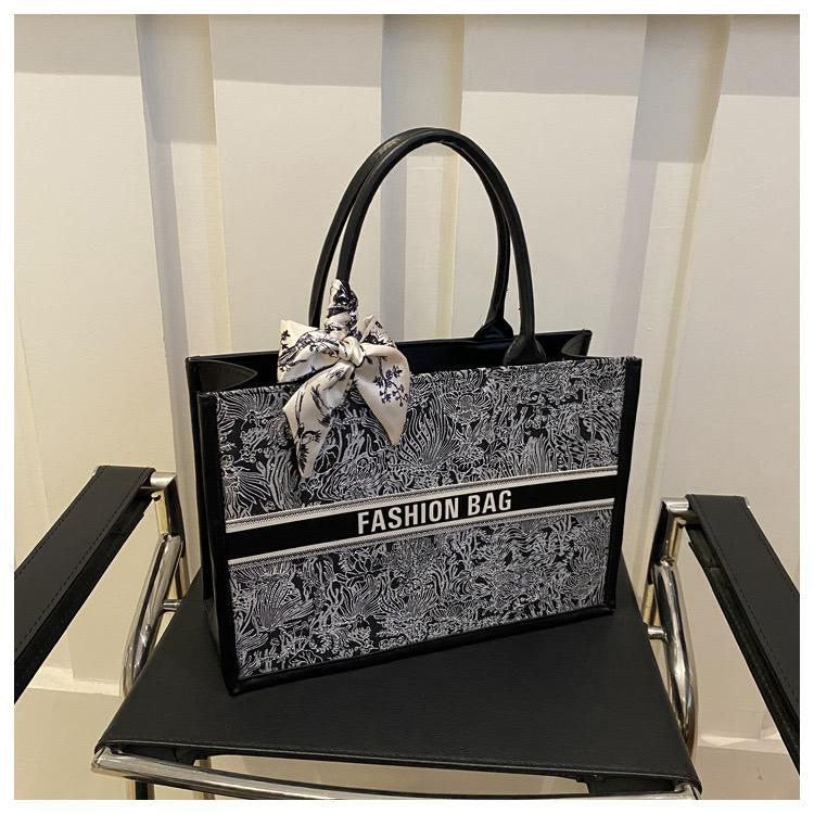 Embroidered Tote Bag for Women – Spacious Luxury Handheld Work & Daily Use Bag
