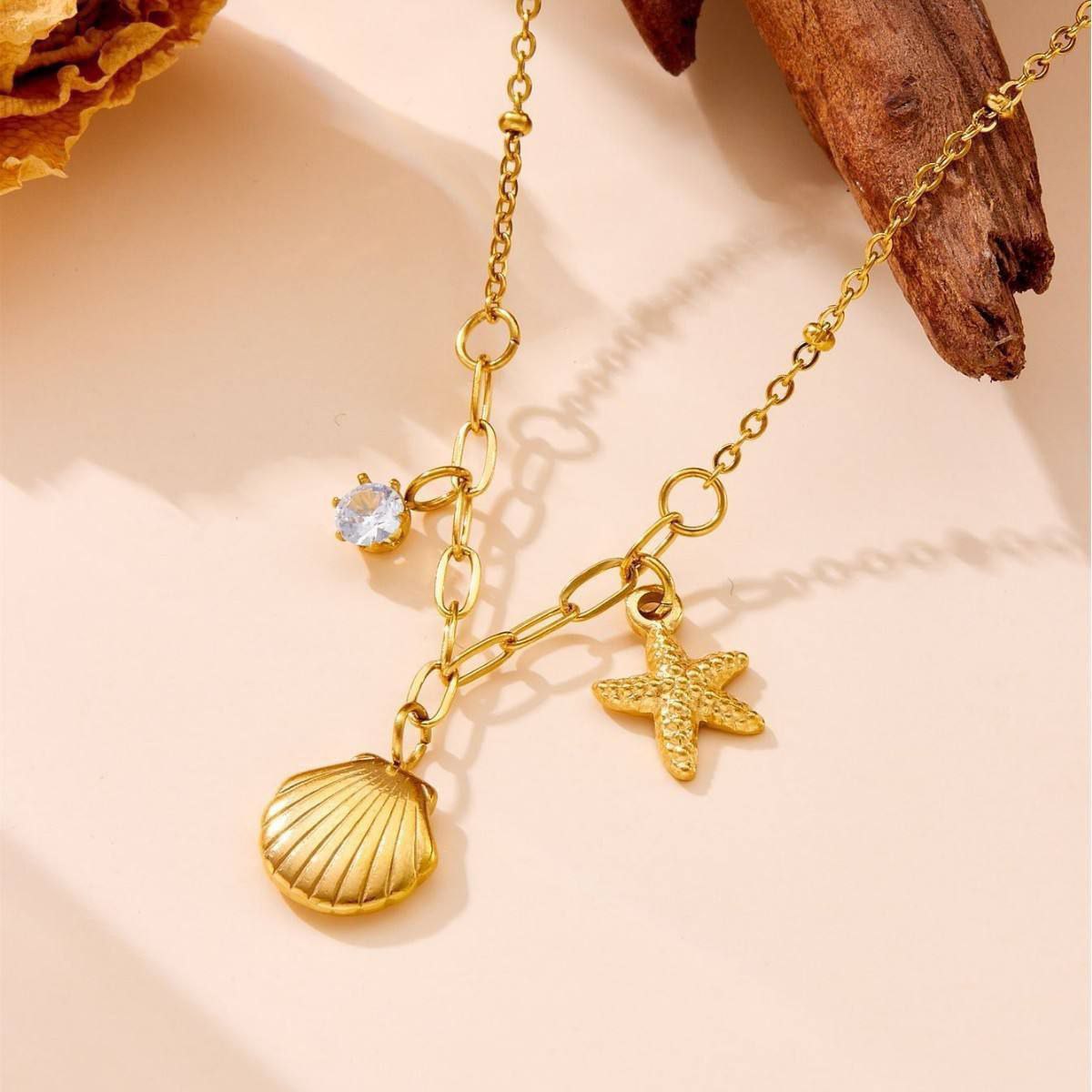 Romantic Moon Pendant