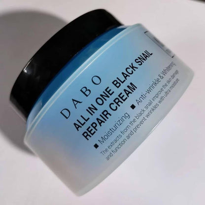 🔥🔥𝐃𝐚𝐛𝐨 𝐀𝐥𝐥 𝐈𝐧 𝐎𝐧𝐞 𝐁𝐥𝐚𝐜𝐤 𝐒𝐧𝐚𝐢𝐥 𝐂𝐫𝐞𝐚𝐦 🔥

Net Weight: 100mg 
Made in korea