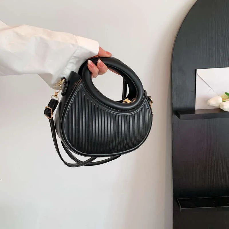 Fashion Women’s Pleated Shoulder & Armpit Bag