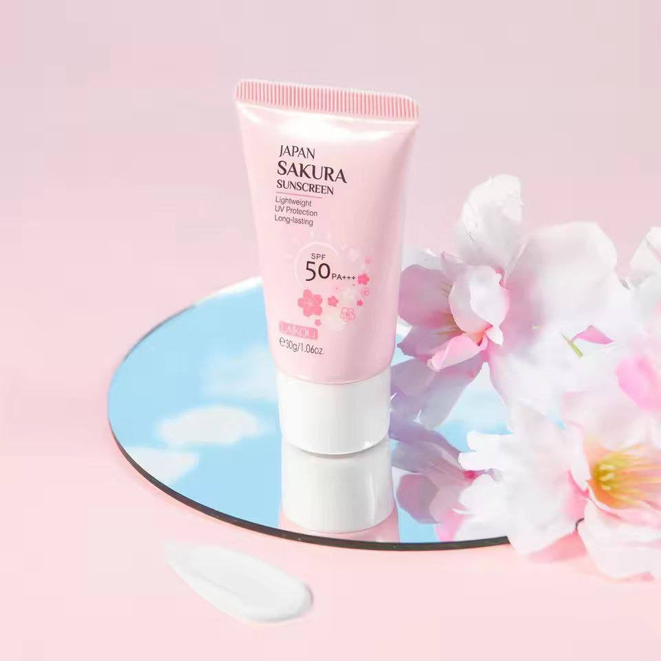 LAIKOU Facial Cleansing Foam Face Wash Remove Blackheads Moisturizing Pore Shrinkage Deep Cleansing Oil Control Skin Care

 [100g]

Contains Prunus Lannesiana Flower Extract and Niacinamide.
Cleans pores deeply to remove dirt