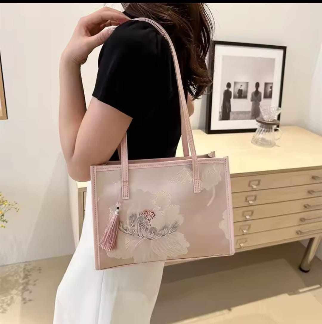 Korean Style Canvas Handbag – Oil Painting Graffiti Tote with Silk Scarf