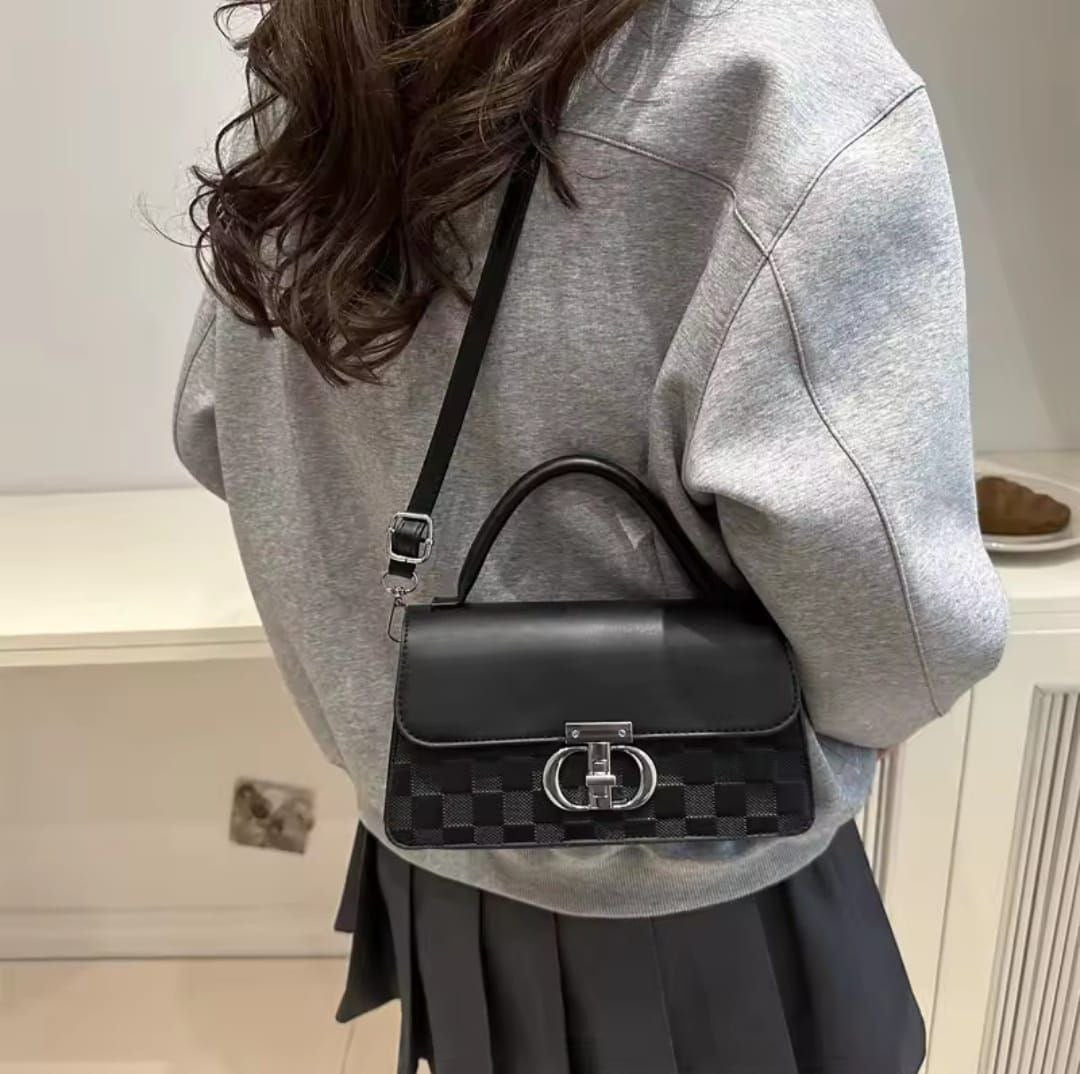 New retro small square bag