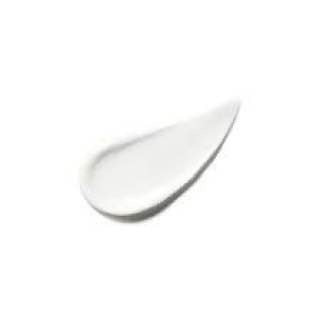 Missha All Around Safe Block Cotton Sun SPF+ PA++++


Broad-spectrum UVA/UVB protection.
Contains cotton extract to soothe and hydrate the skin.
Lightweight, non-greasy formula.
Controls oil and sweat with a matte finish.
Suitable for sensitiv
