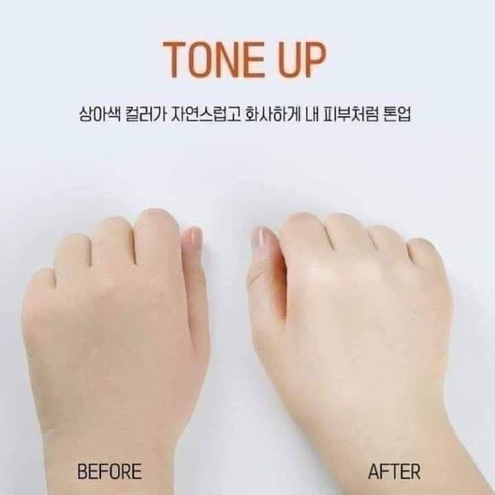 Christian Dean Secret Tone-Up Sun Cream with SPF50+ - 70ml 

Made in  [Korean]


Key Features:
Contains 2% calamine for a pink tone-up effect.
Corrects dull, yellowish, or pale skin.
Offers SPF50+ PA+++ for sun protection.
Can be