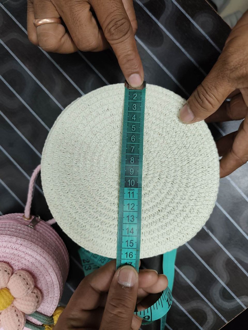   
Casual handmade woven straw Bag