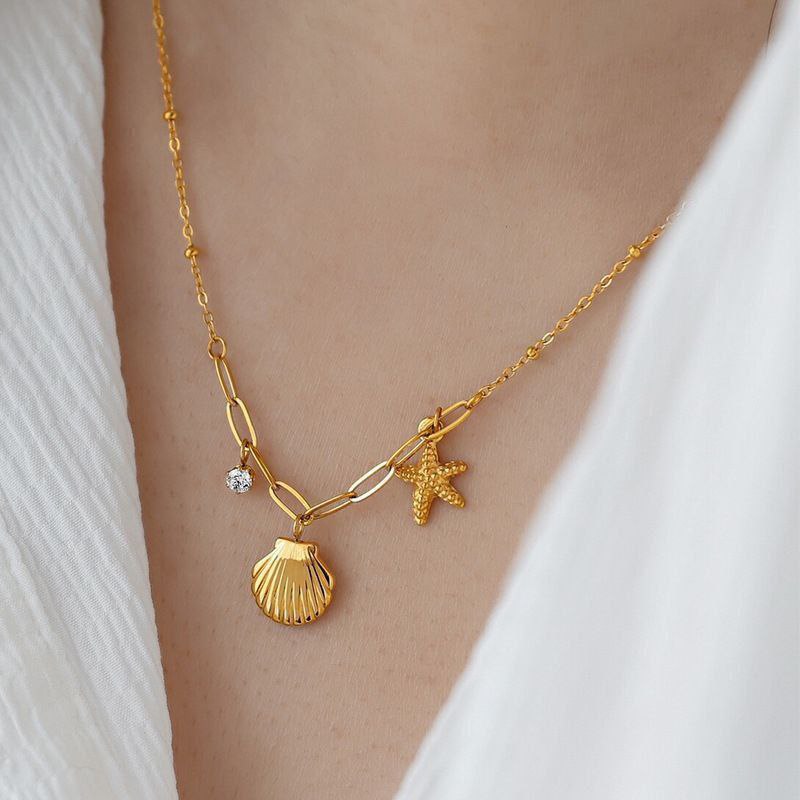 Romantic Moon Pendant