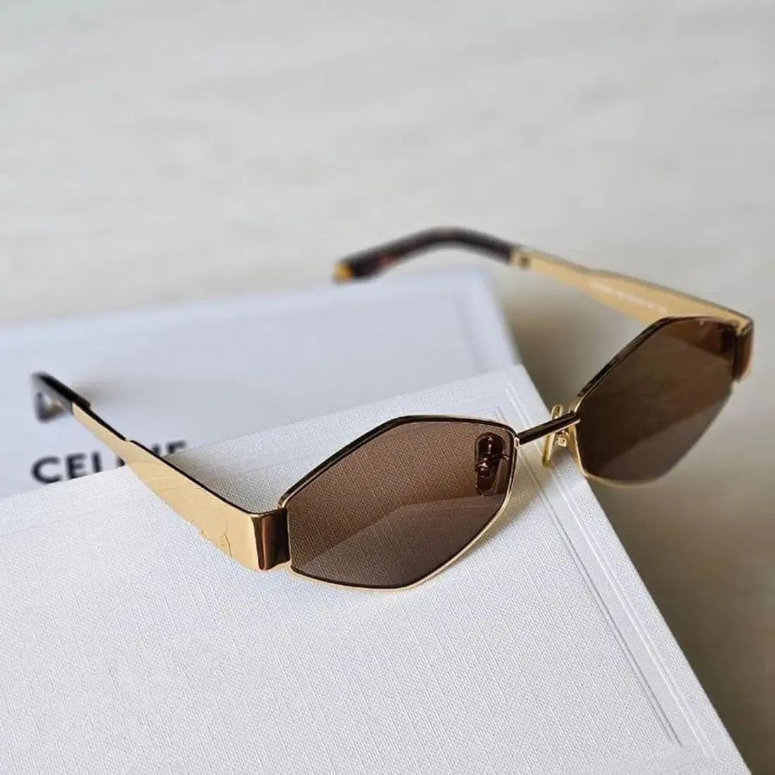 Trendy Hexagon Sunglasses for Women Men Vintage Gold Geometric Metal Frame Shades