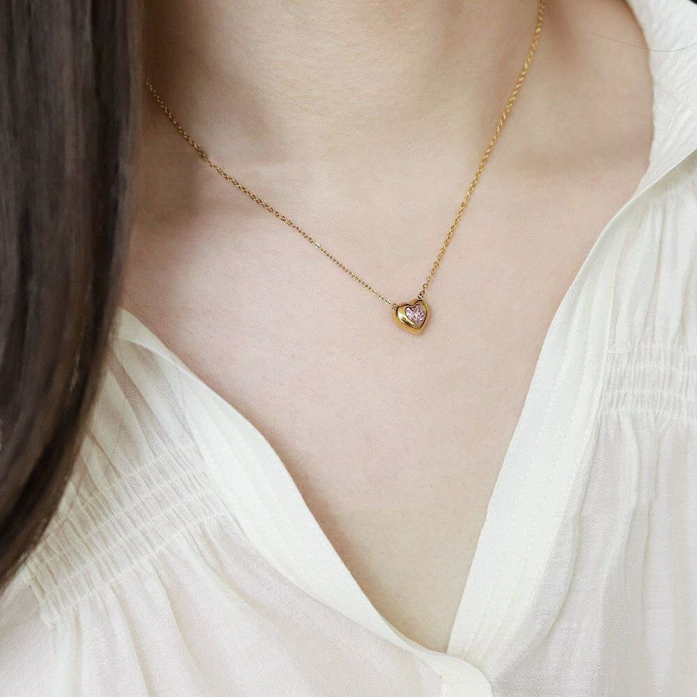 Neckpiece