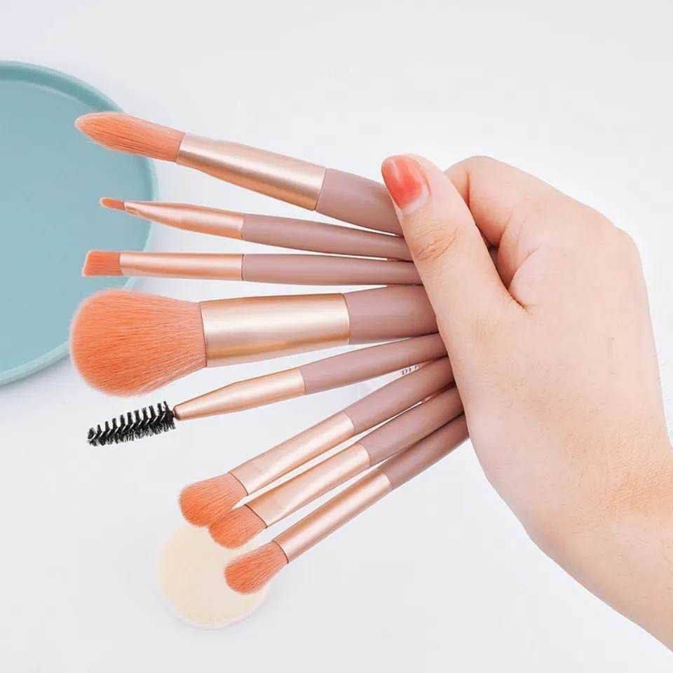 Make up brush set