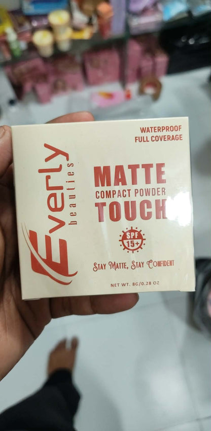 Everly Beauties Matte Touch Compact Powder