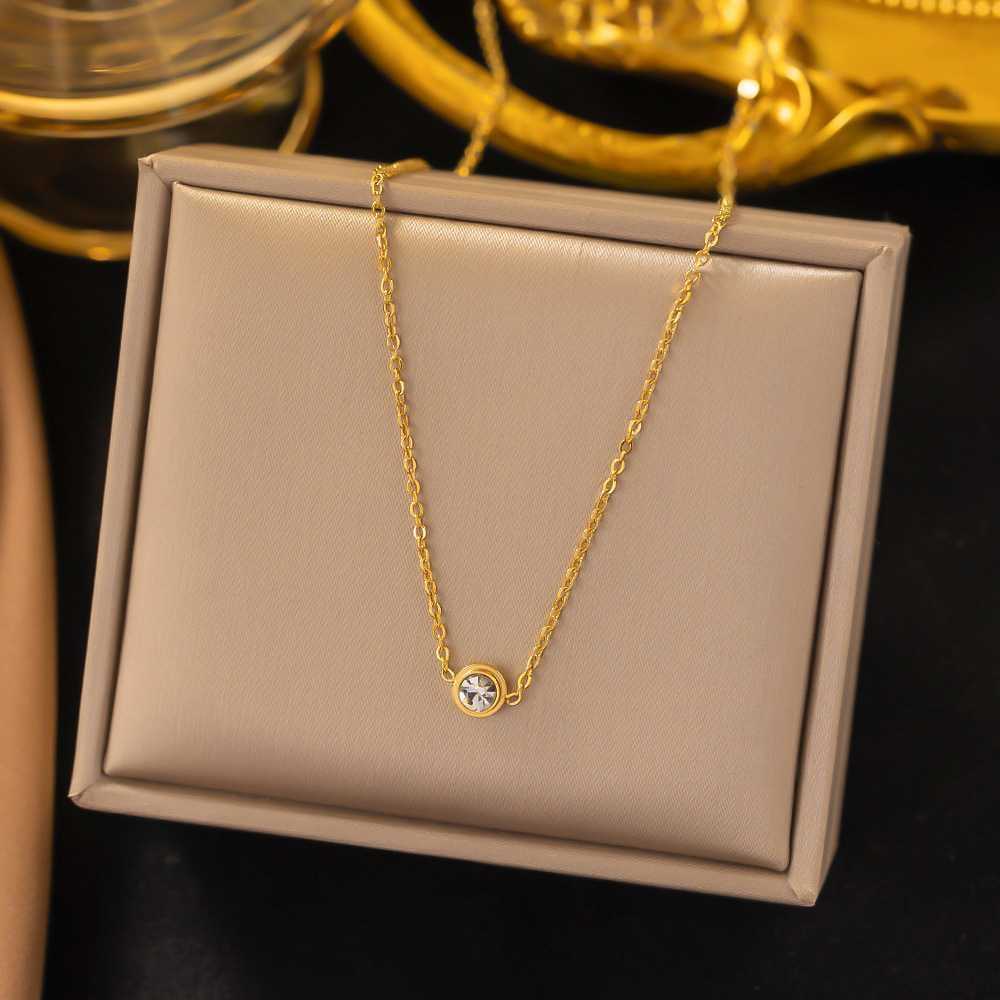 One stone Pendent ✨