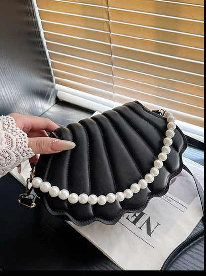 Jhinuk purse