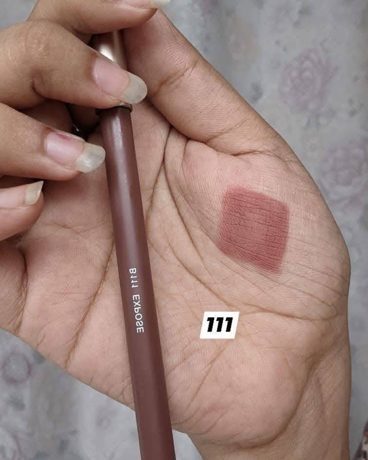 Beauty glazed lip liner 💋

1 to 18 All shade available in Stcok 

Texture টা এত ভালো। Smoothie finish দিবে।রিসেনেবল বাজেটে এর চাইতে ভাল মানের জেল লিপলাইনার  হয়ত কোথাও পাবেন না।