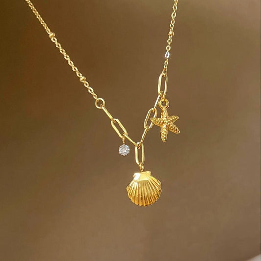 Romantic Moon Pendant