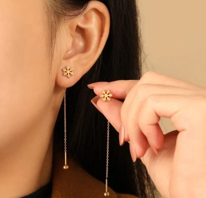 Sui Suta Earrings
