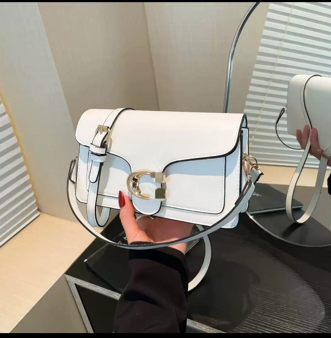 Casual leather purse