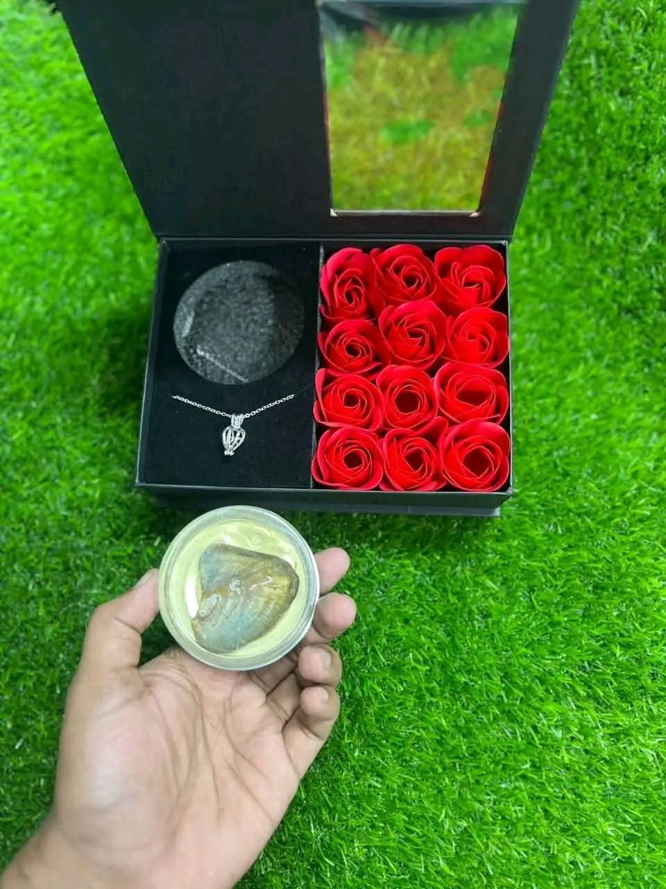 Wish Pearl + 12 Pieces Rose Flower Combo (With Premium Bag)