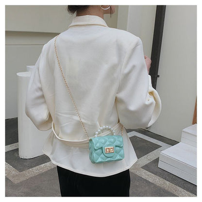 Bagbin Designer sling bag and Handbags baby girls | Purse Small Pearl Handbags Kids Jelly Purse Bag With Chains 
Jelly bag