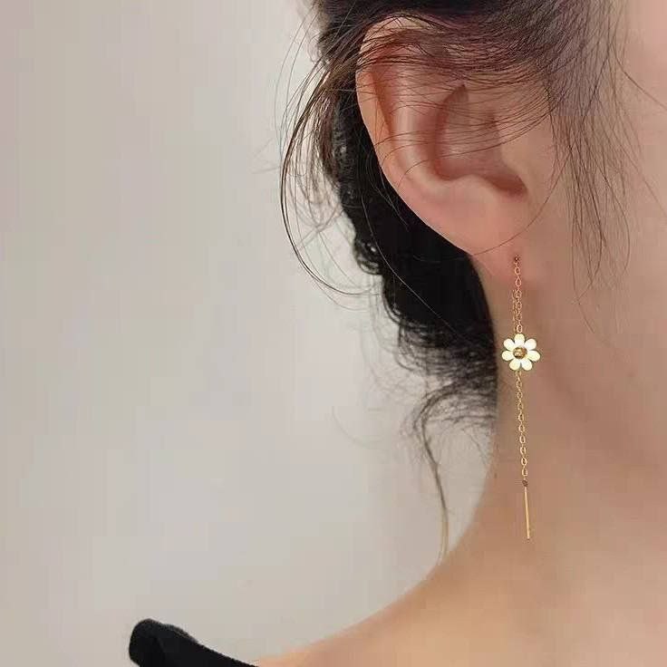 Sui suta earring