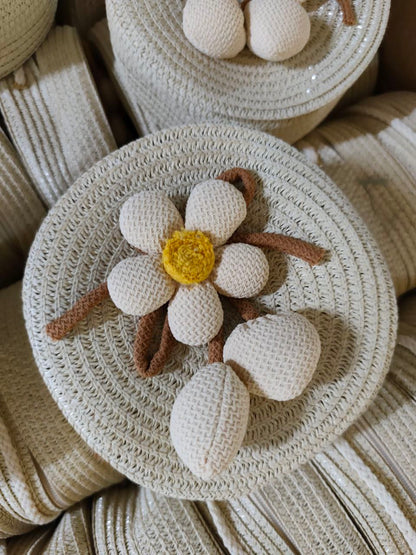   
Casual handmade woven straw Bag