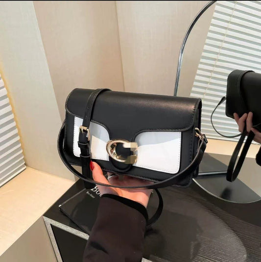 Casual leather purse