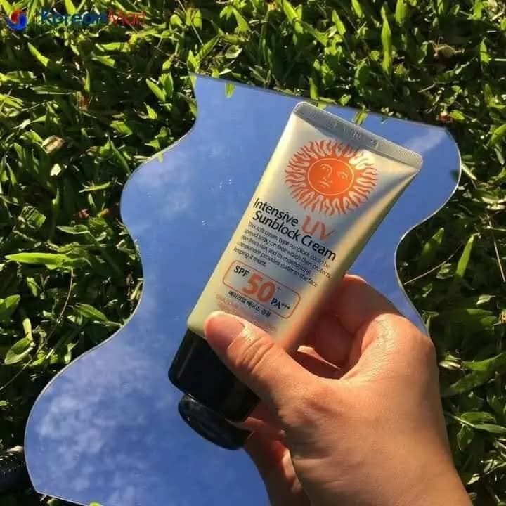 3W Clinic Intensive UV Sunblock Cream (SPF 50+ PA+++)