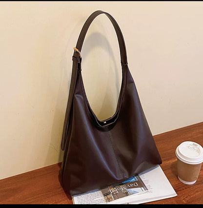 Ratro tote bag