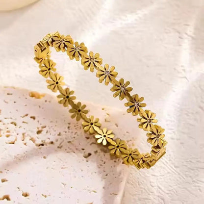 Elegant Golden Daisy Floral Bracelet 22K Gold Plated